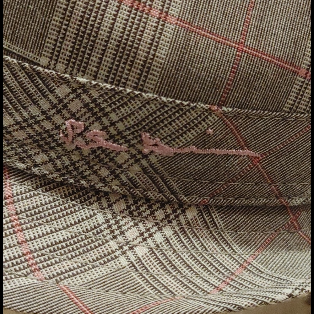 Hat - Picture 5 of 6